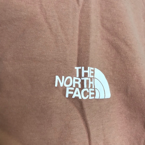 The North Face Cropped Pink Tee Cutoff Short Sleeve Never Stop Exploring Print - Picture 4 of 5